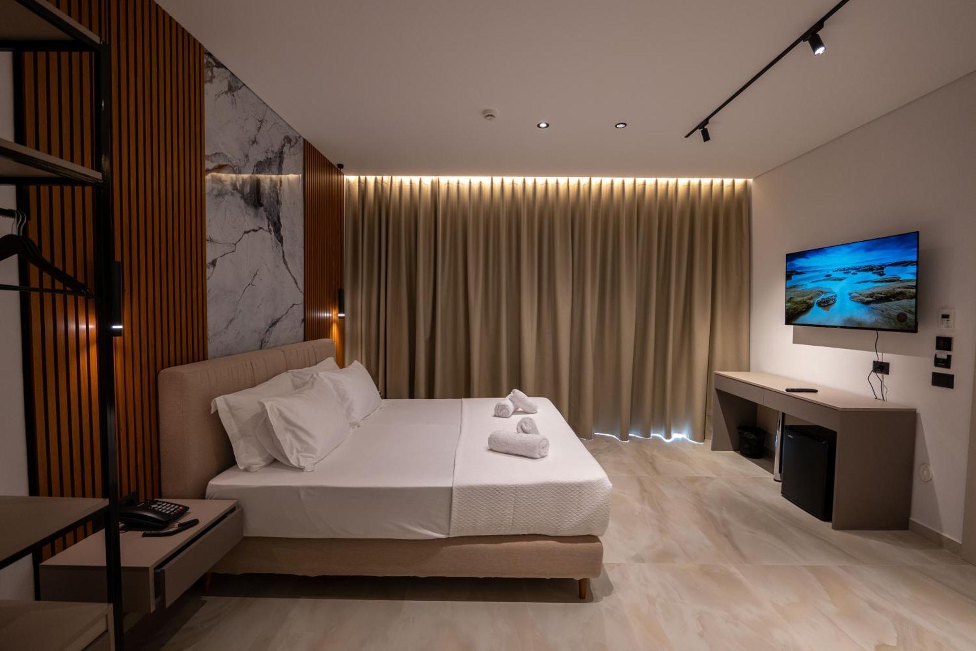 Litan Hotel Sarande Luaran gambar